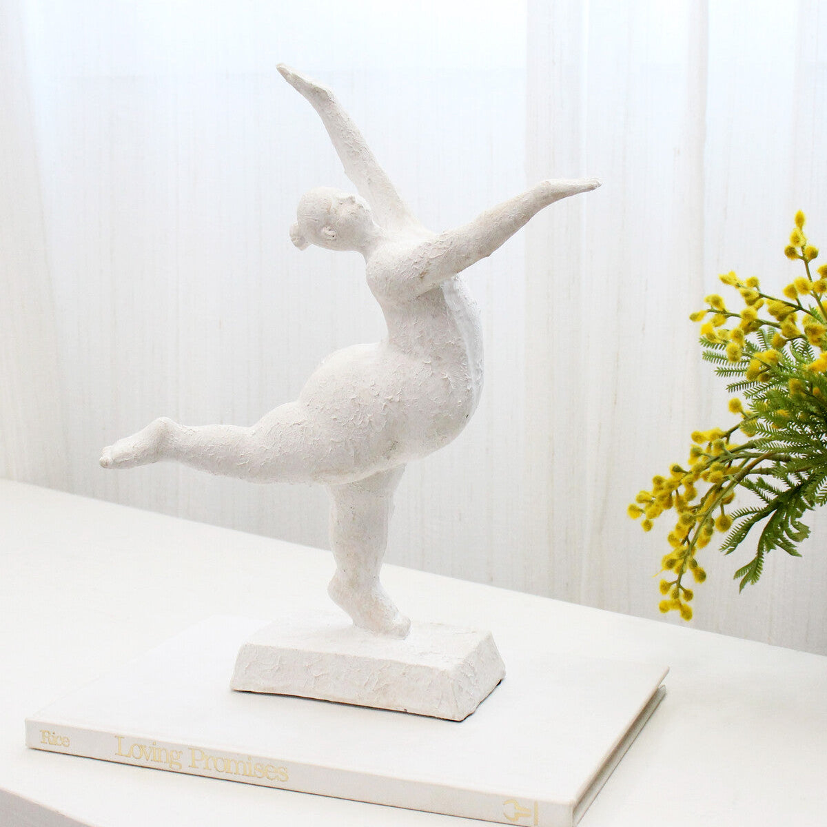 Diva Sculpture